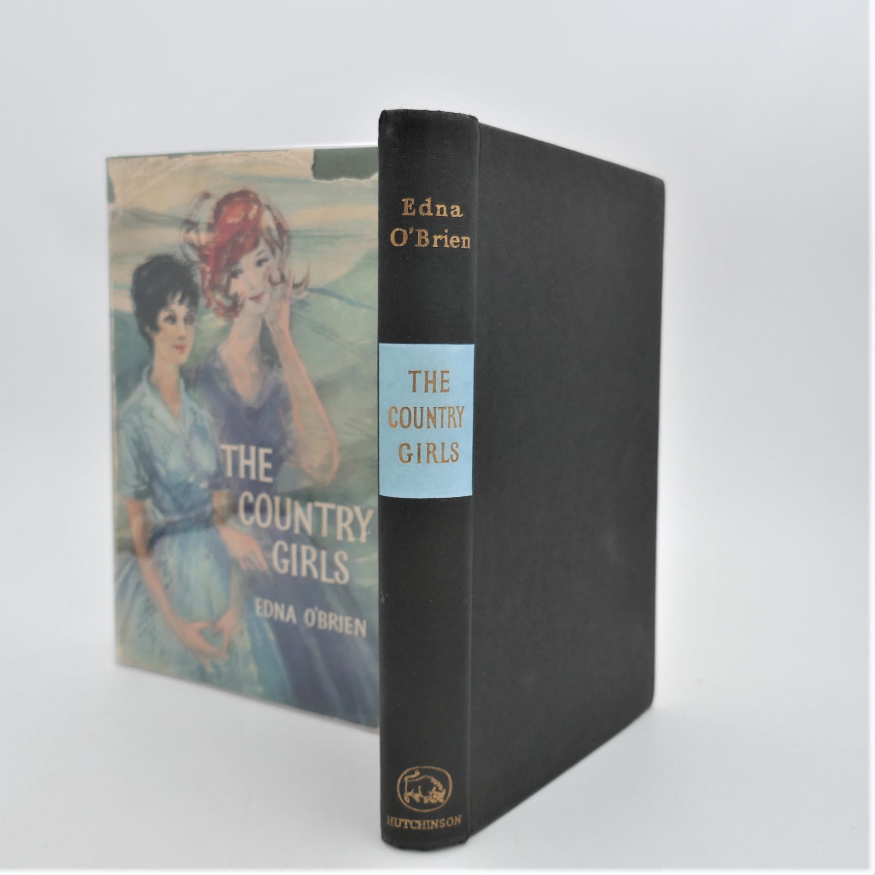 The Country Girls. With Signed Photograph of the Author (1960) - Image 3