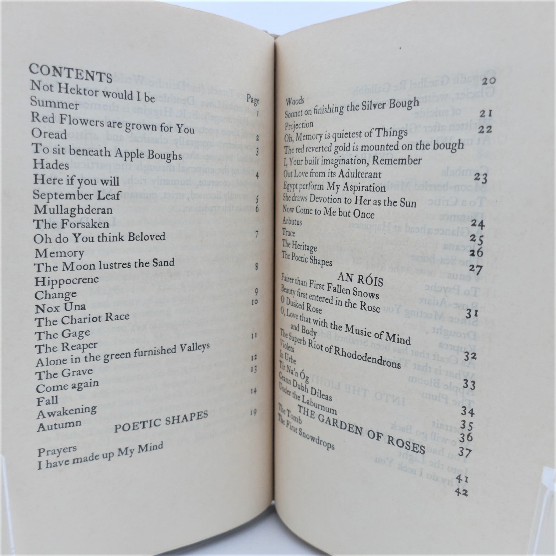 Into the Light, and Other Poems. Cuala Press (1934) - Image 2