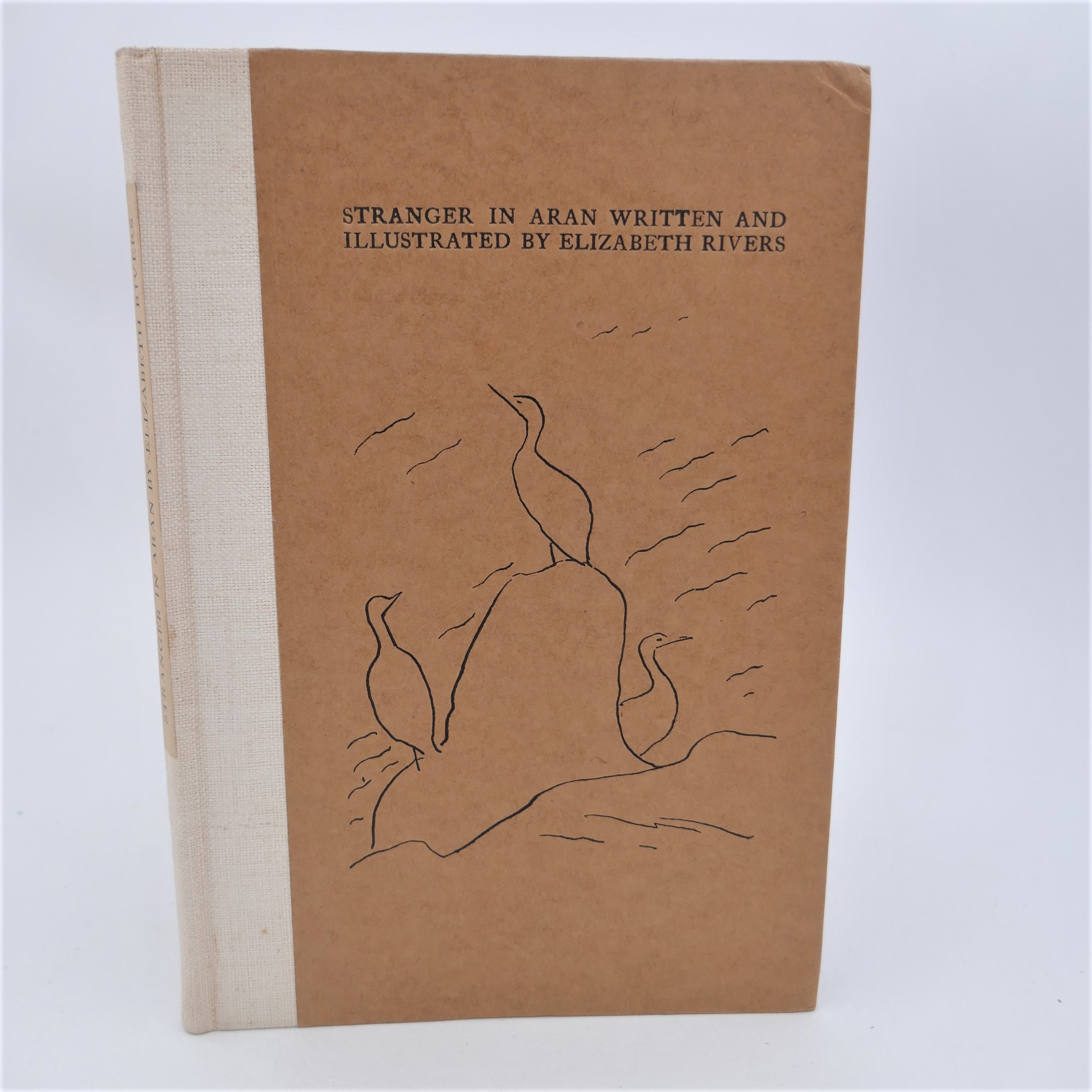 Stranger in Aran. Cuala Press (1946)