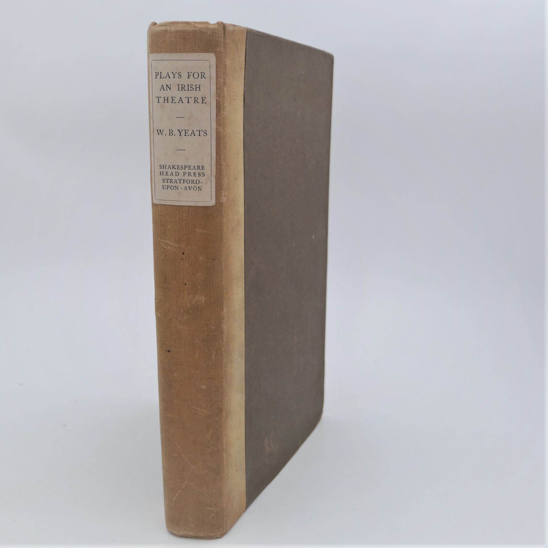Plays for an Irish Theatre. Illustrations by Gordon Craig (1911)