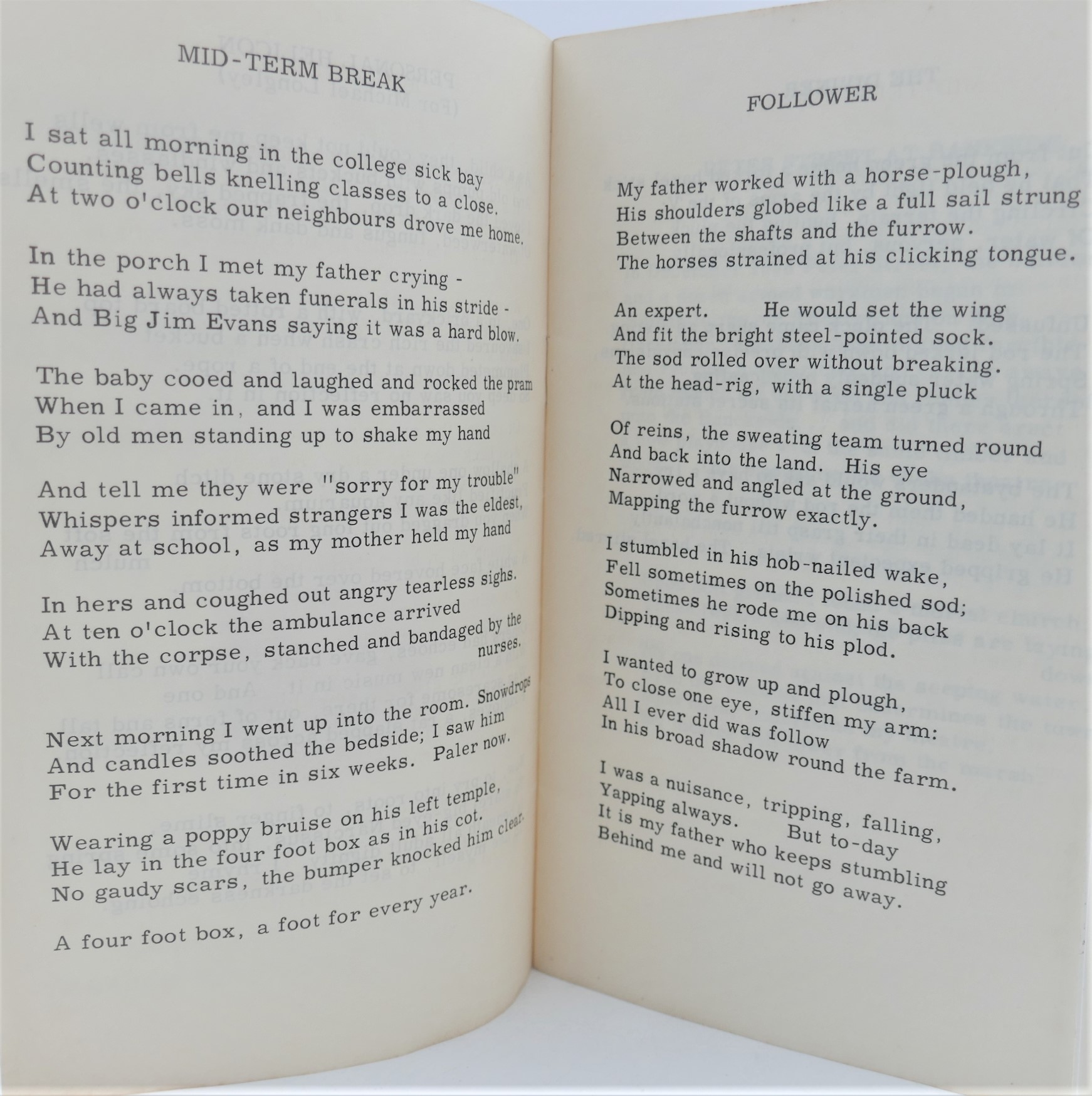 Eleven Poems. Belfast: Festival Publications (1965) - Image 4