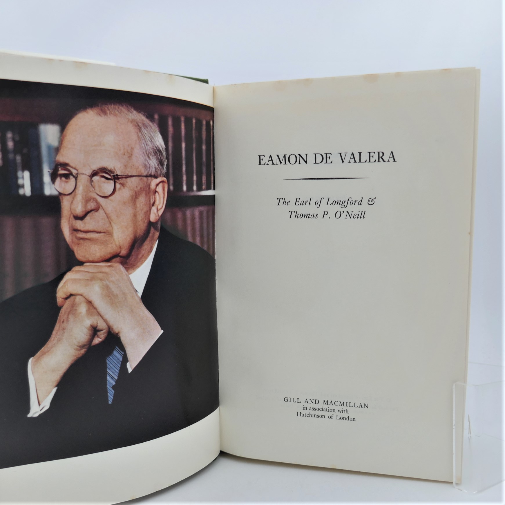 Eamon De Valera. Signed Copy (1970) - Image 3
