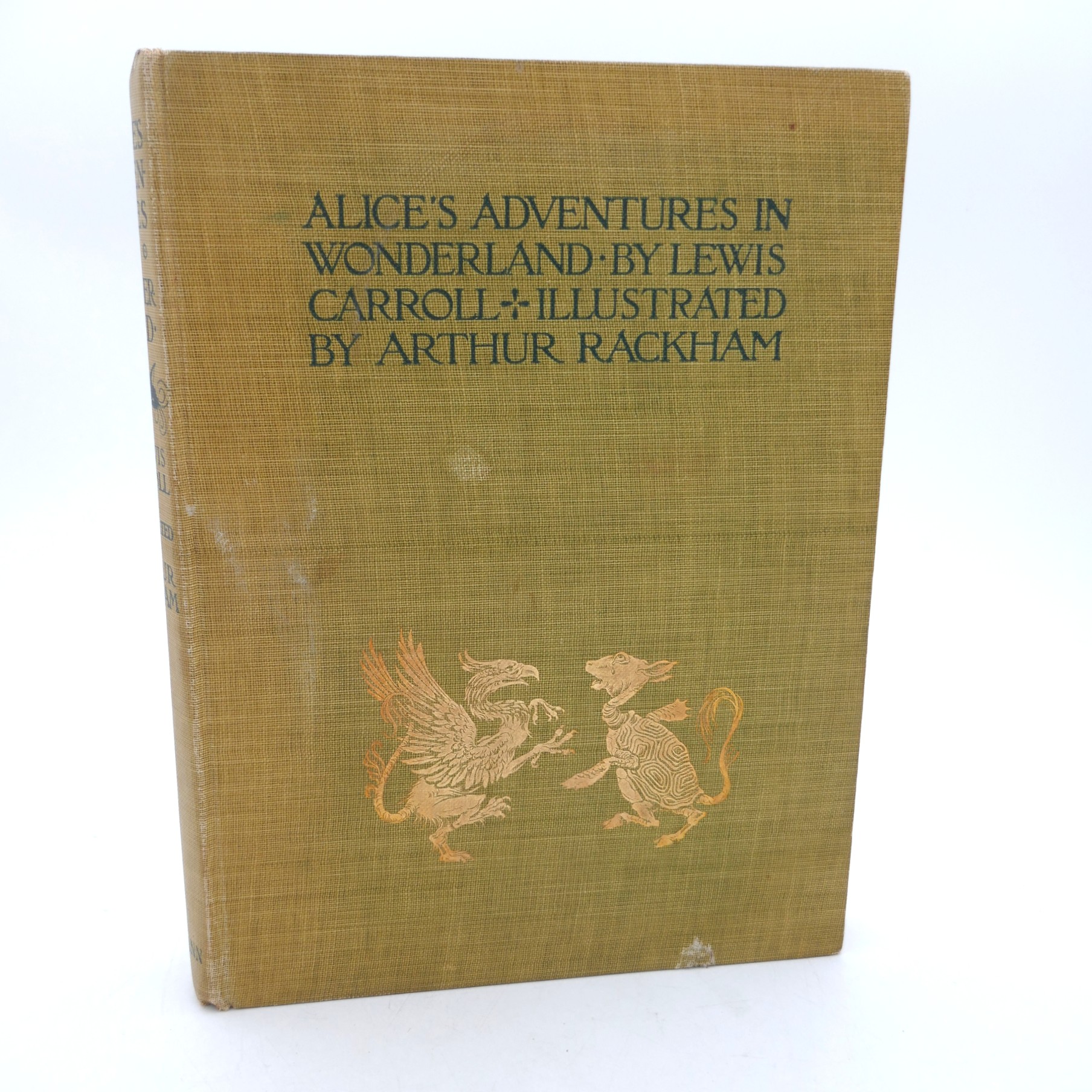 Alice's Adventures in Wonderland. Illustrated by Arthur Rackham (1907)
