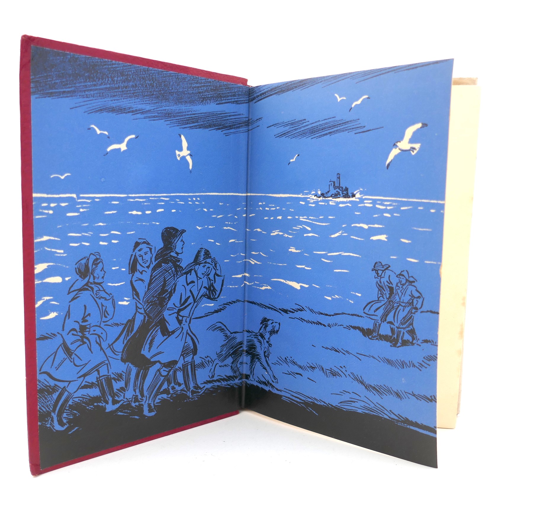Five On Kirrin Island. First Edition (1947) - Image 3