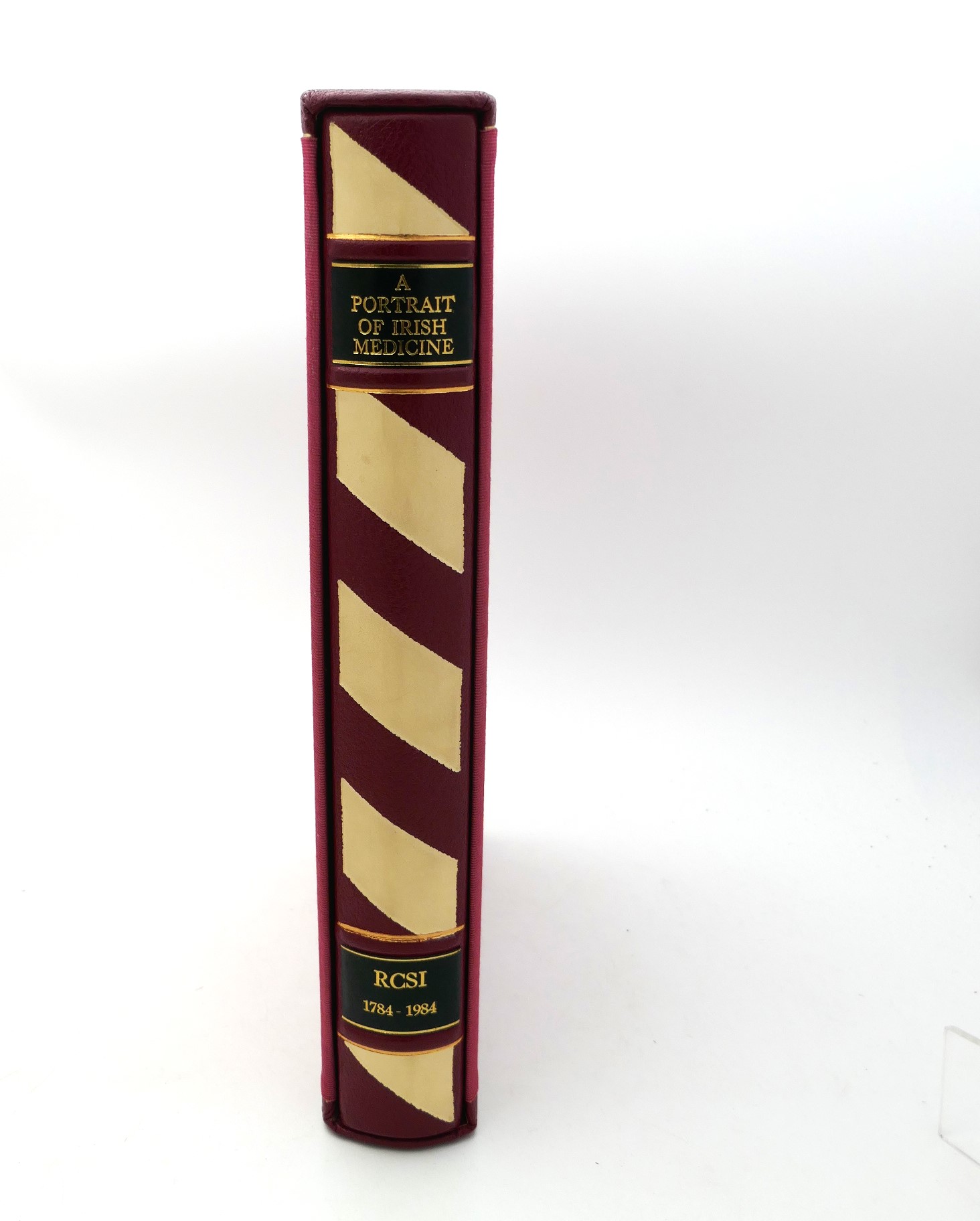 A Portrait of Irish Medicine. Specially Bound Limited Edition (1984)