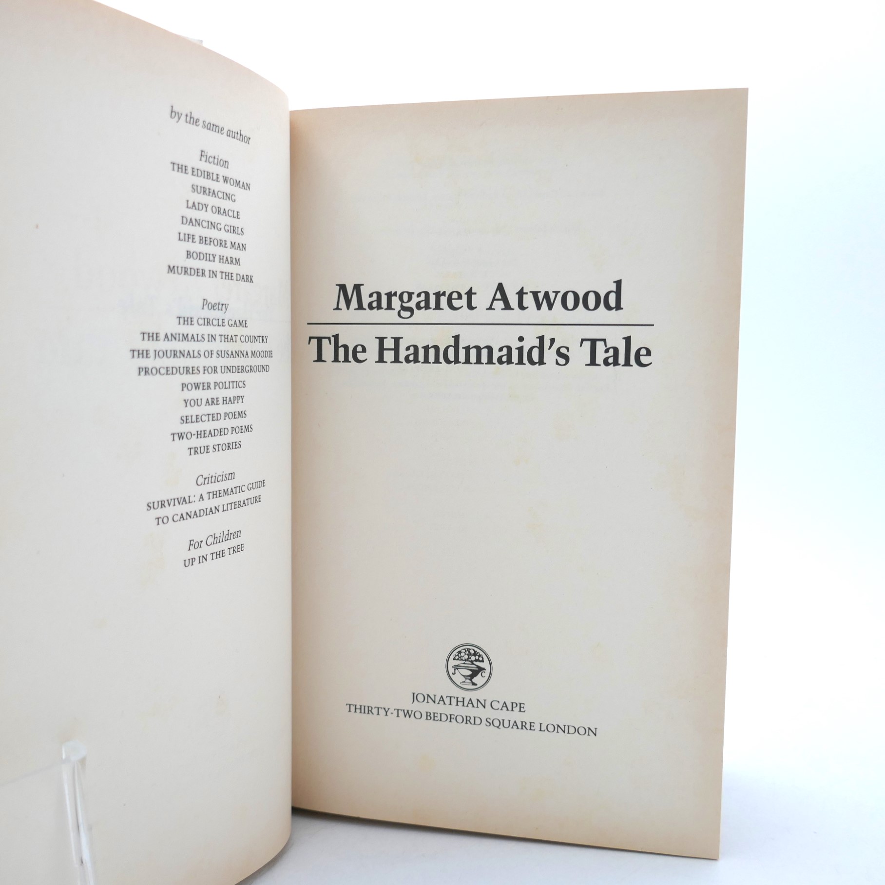 The Handmaid's Tale. First Edition (1986) - Image 4