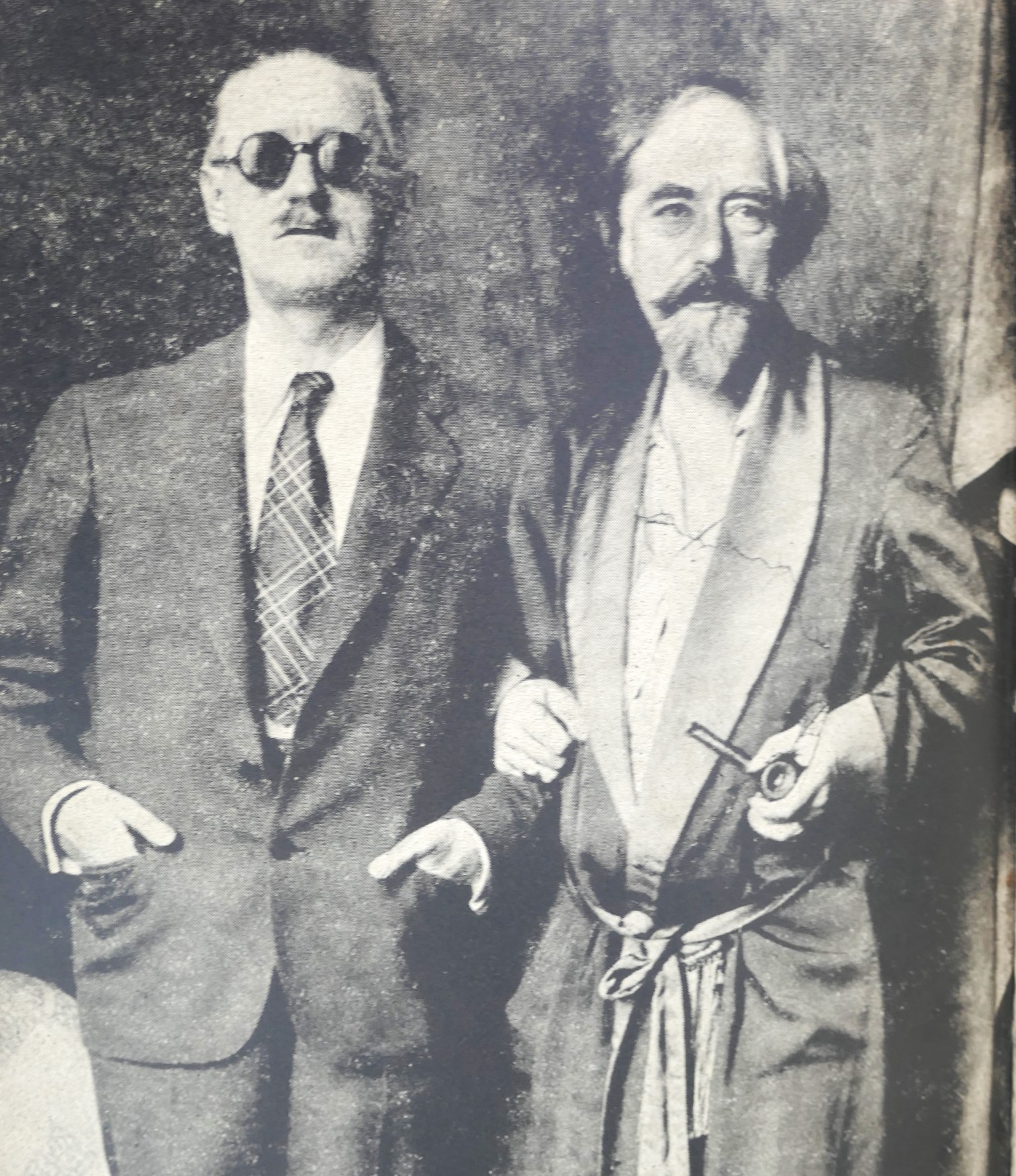A James Joyce Yearbook. Inscribed Copy (1949) - Image 6