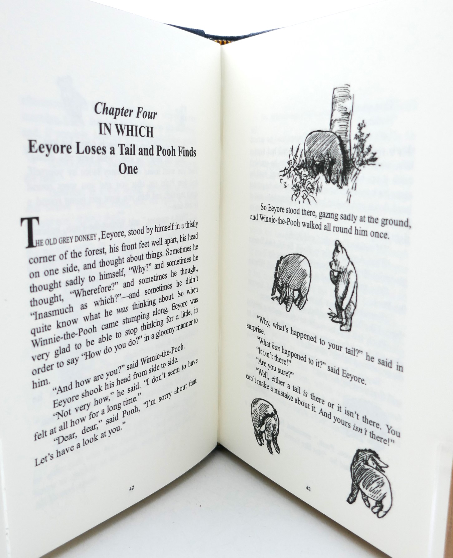 Winnie-the-Pooh. Little Oak Fine Bindings ( 2023) - Image 5