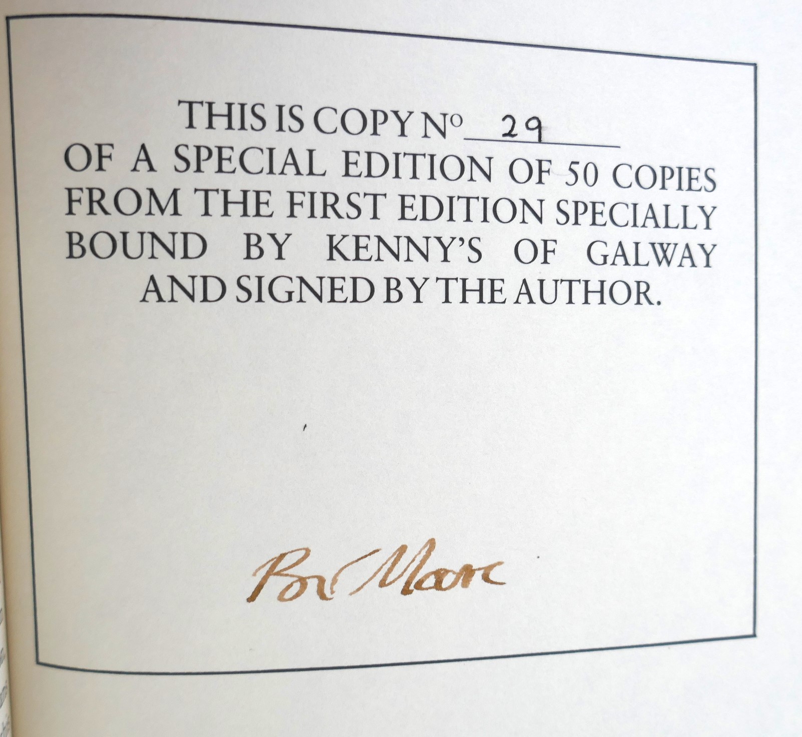 Black Robe. A Novel. Limited Signed Edition (1985) - Image 4