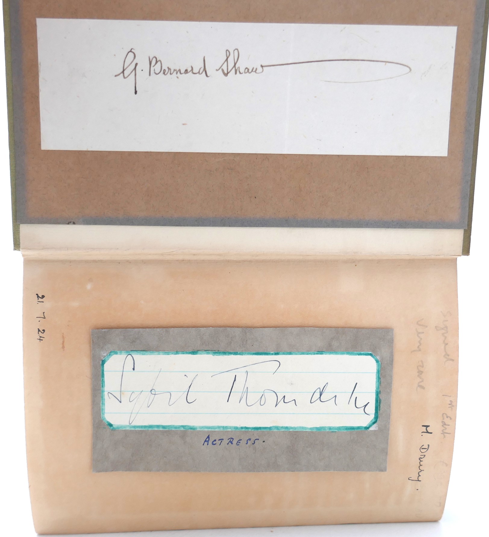 Saint Joan. A Chronicle Play. With Author's Signature (1924) - Image 3