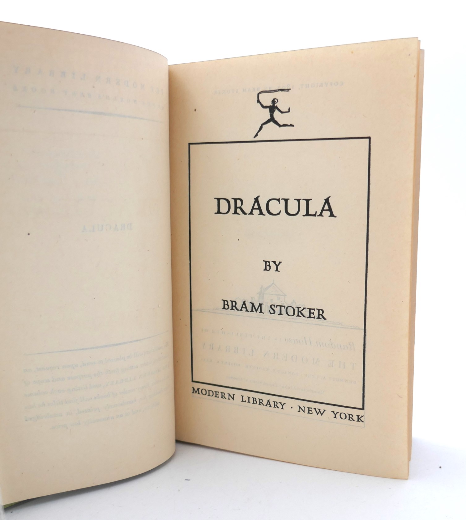 Dracula. The Modern Library (1946) - Image 4