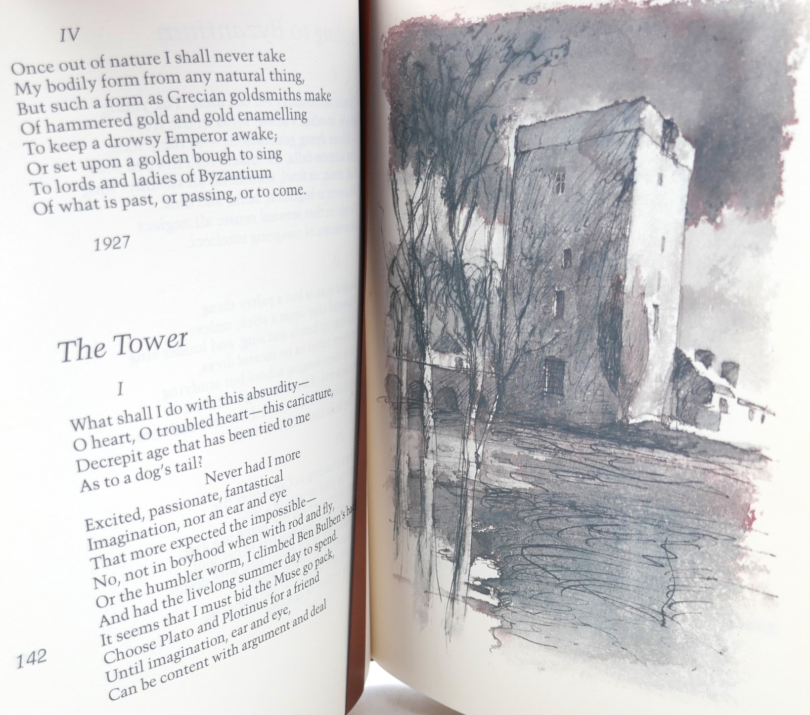Poems of William Butler Yeats. Selected by M.L. Rosenthal (1979) - Image 5
