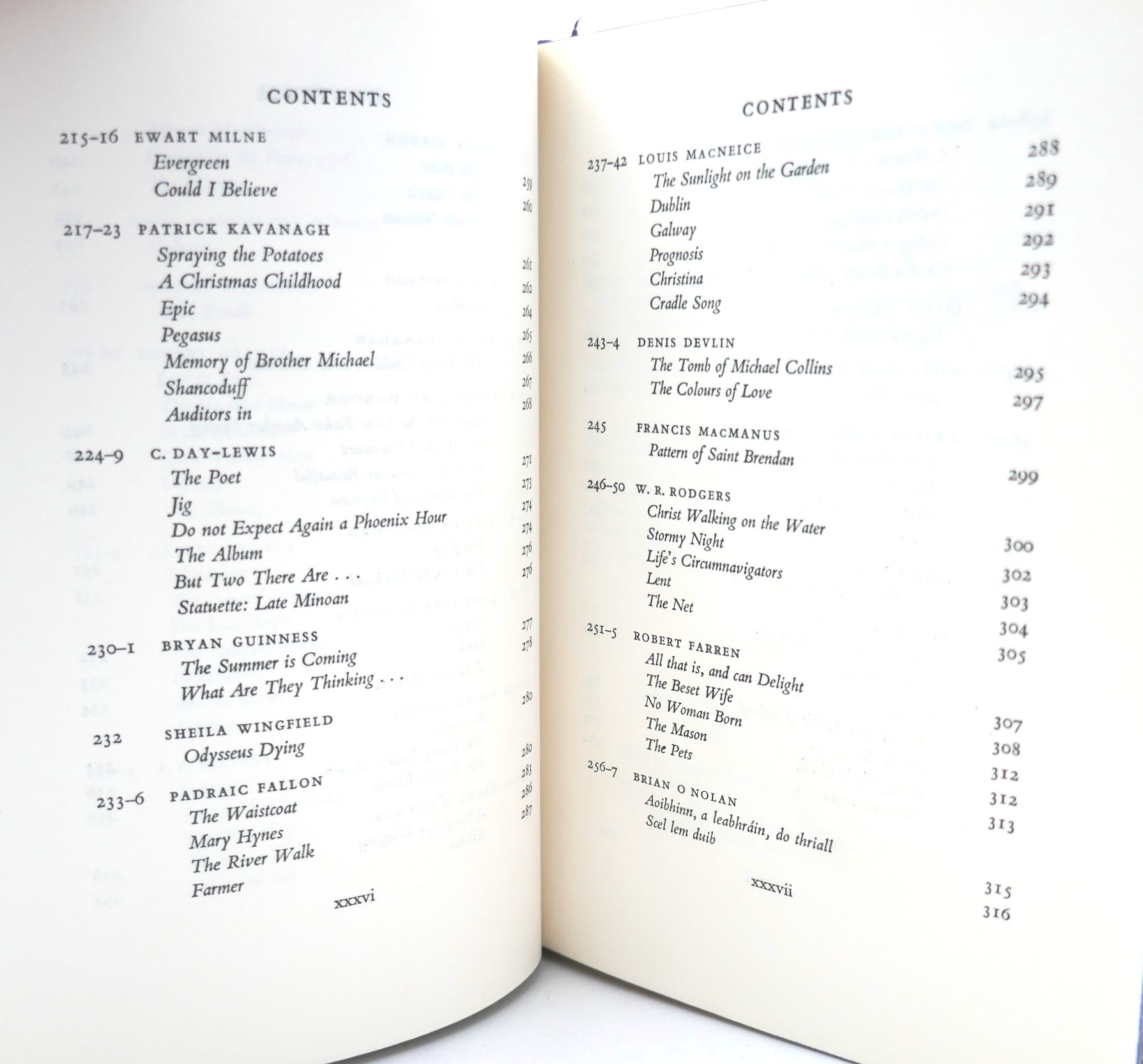 The Oxford Book of Irish Verse (1958) - Image 5