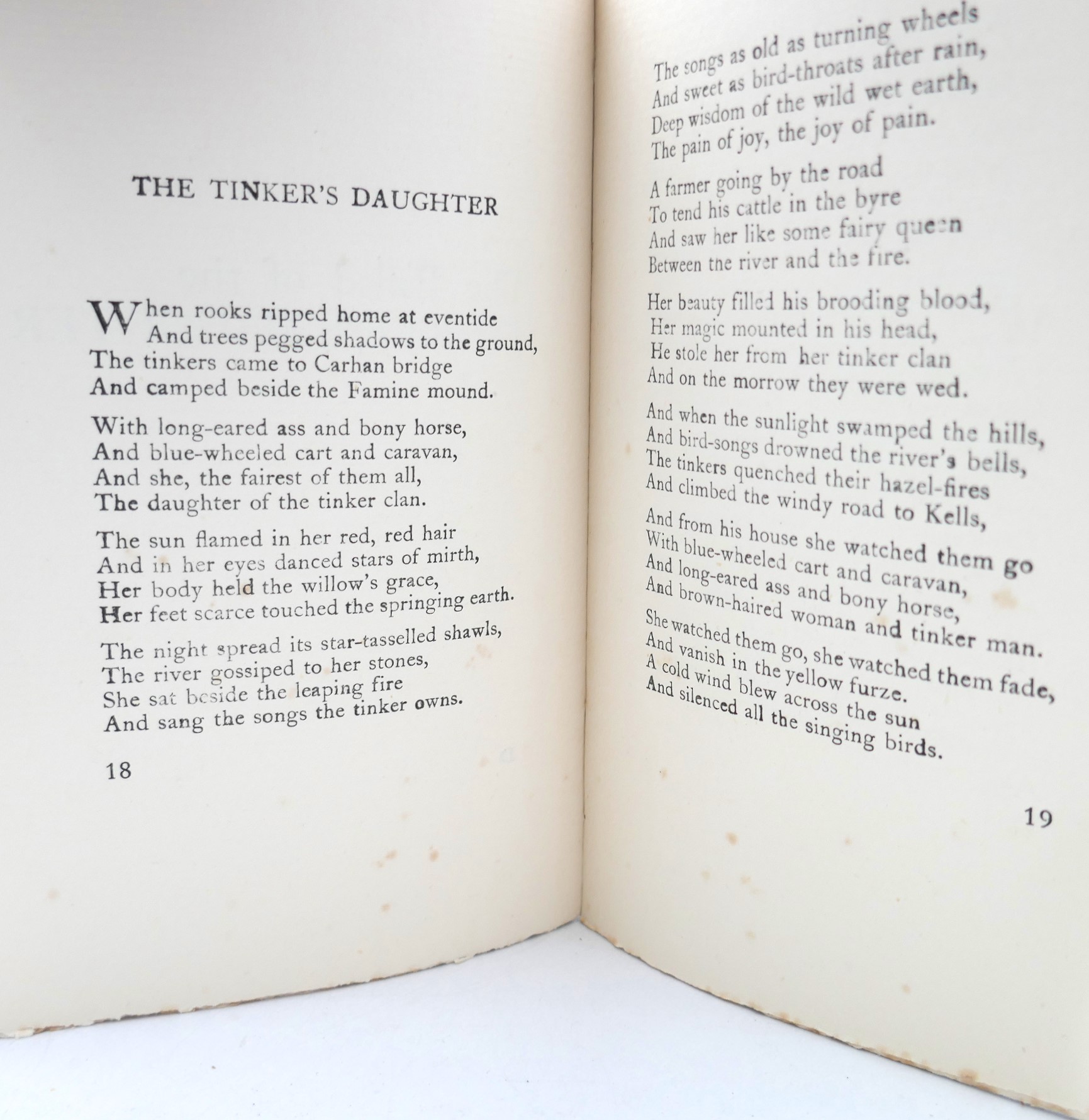 Travelling Tinkers. First Dolmen Press Publication (1951) - Image 4