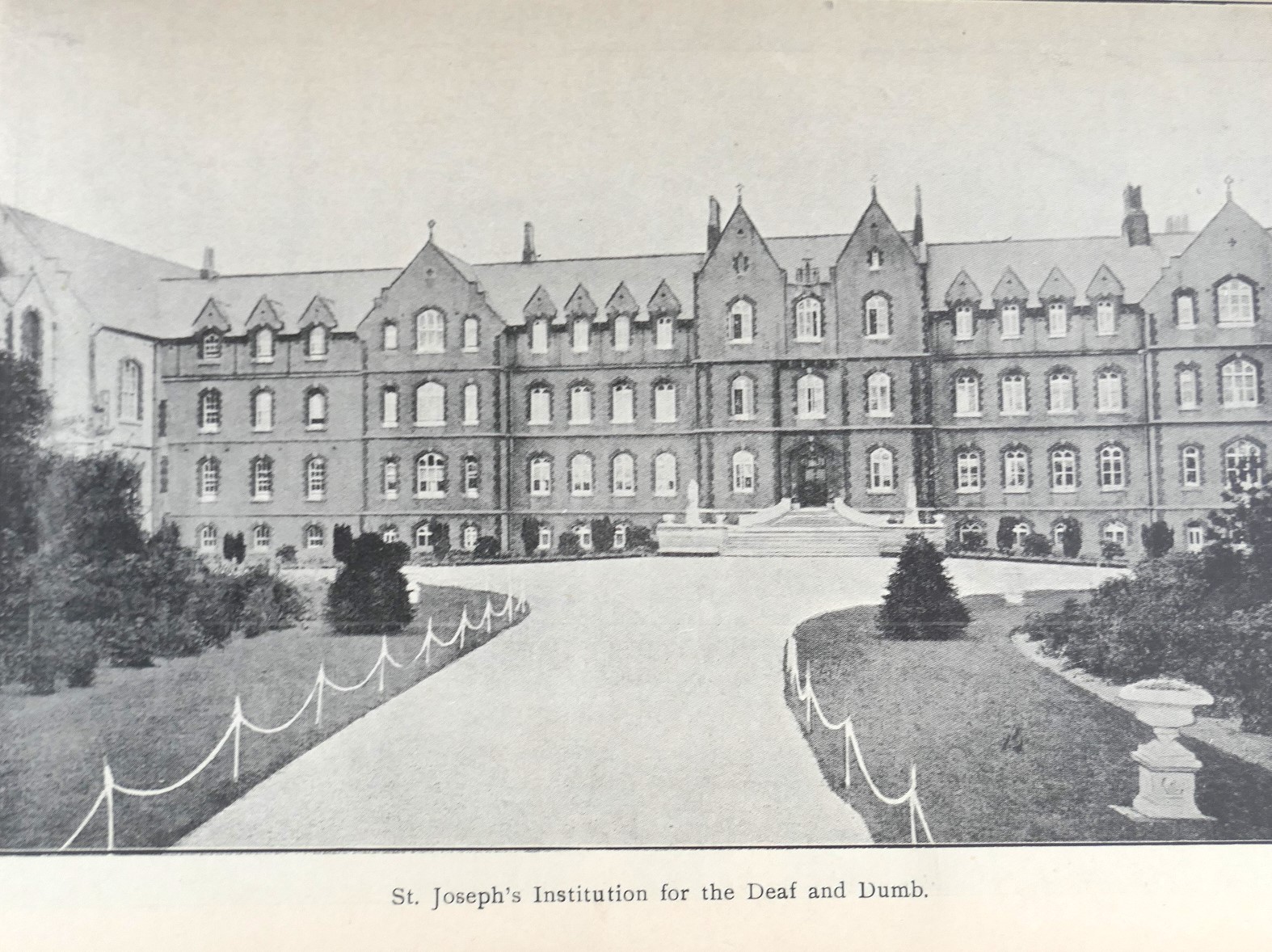 Dublin's Hidden Wonders! (1932) - Image 4