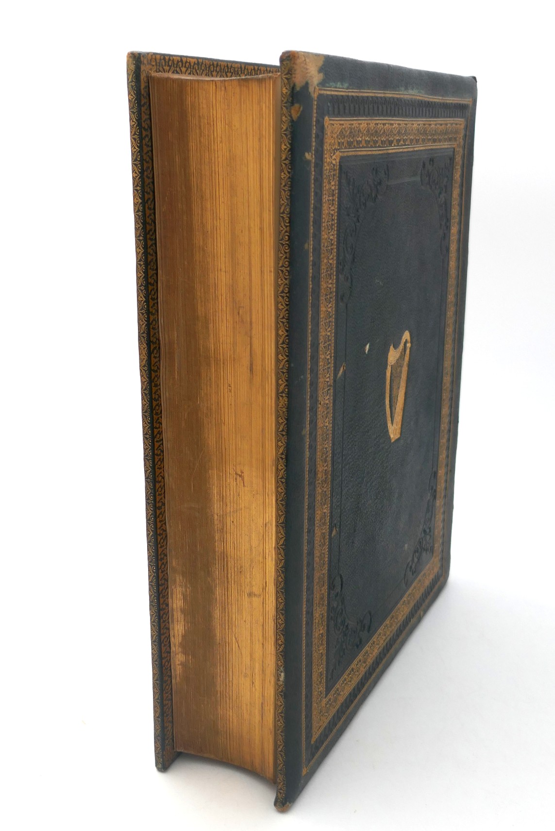 The Scenery and Antiquities of Ireland. Complete in One Volume (1841) - Image 3