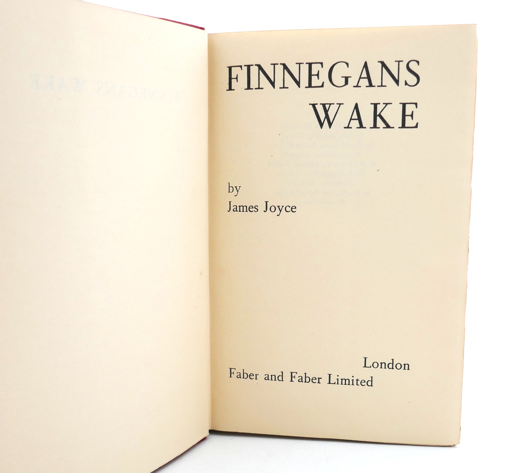Finnegans Wake. Second Edition (1946) - Image 4