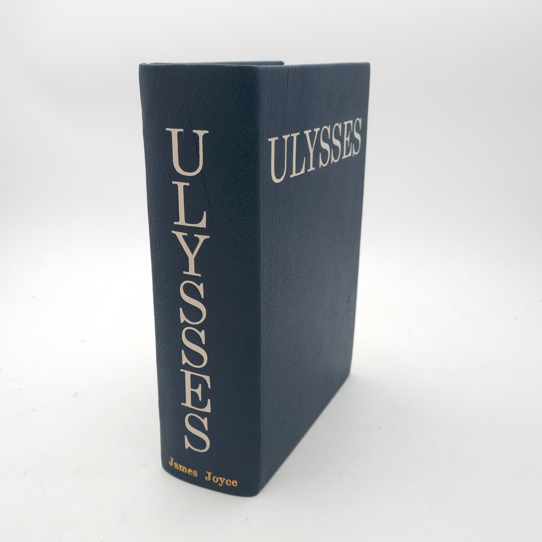 Ulysses. Little Oak Press Fine Binding(2025) - Image 2