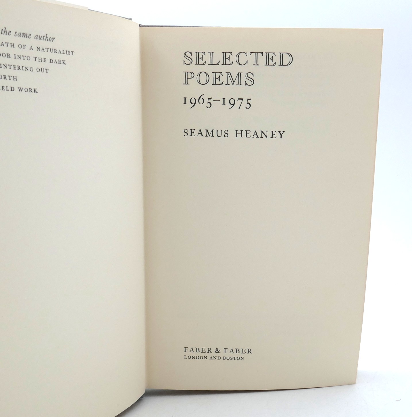 Selected Poems 1965-1975. Inscribed in Gaelic (1980) - Image 3