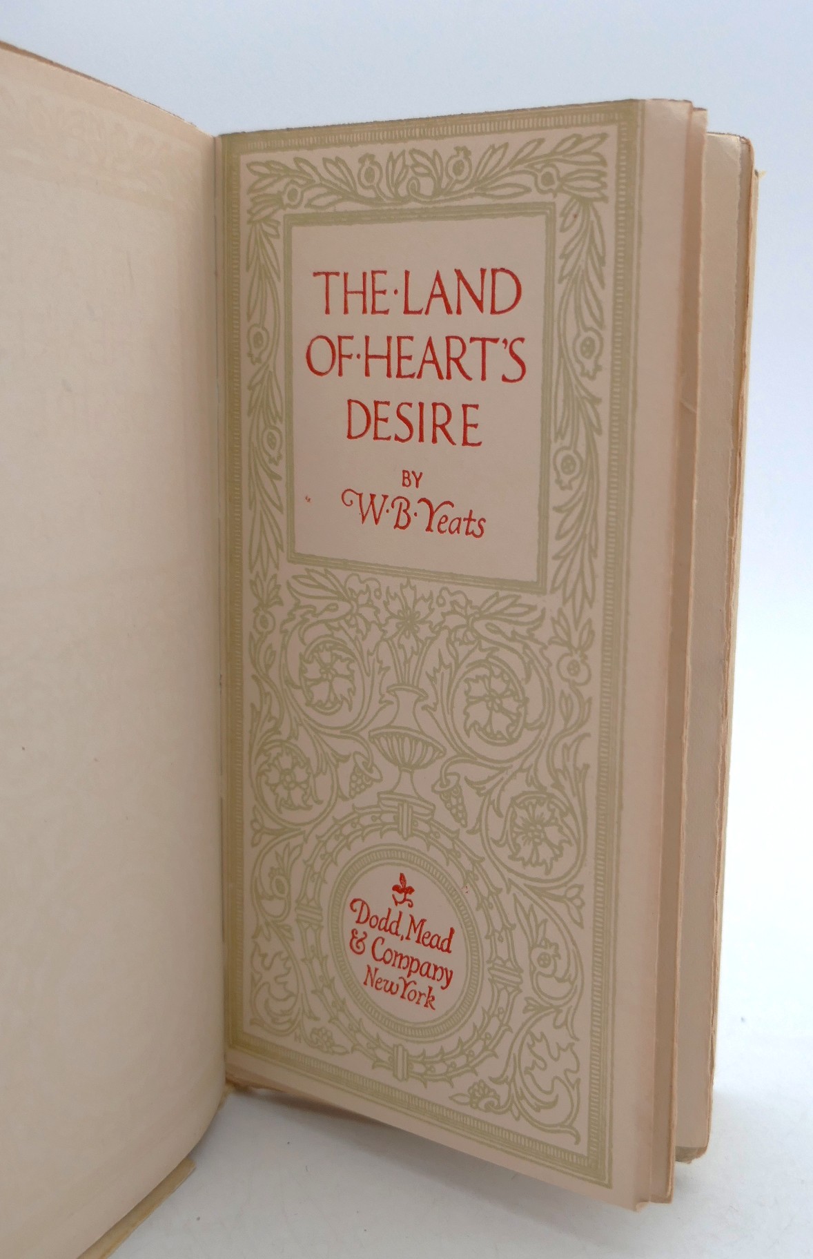 The Land of Heart's Desire. Publisher's Seasonal Gift Edition (1903) - Image 3